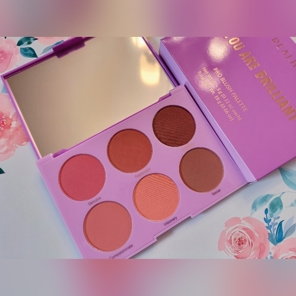 RealHer You Are Brilliant Pro Blush Palette with Mirror Cruelty-free Makeup